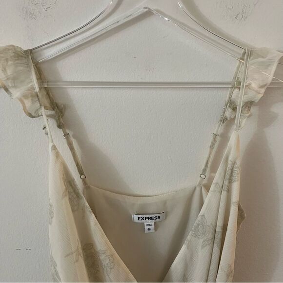 Express Floral Ruffle Wrap Tank Chiffon Floral Print XS NWOT - Picture 11 of 11